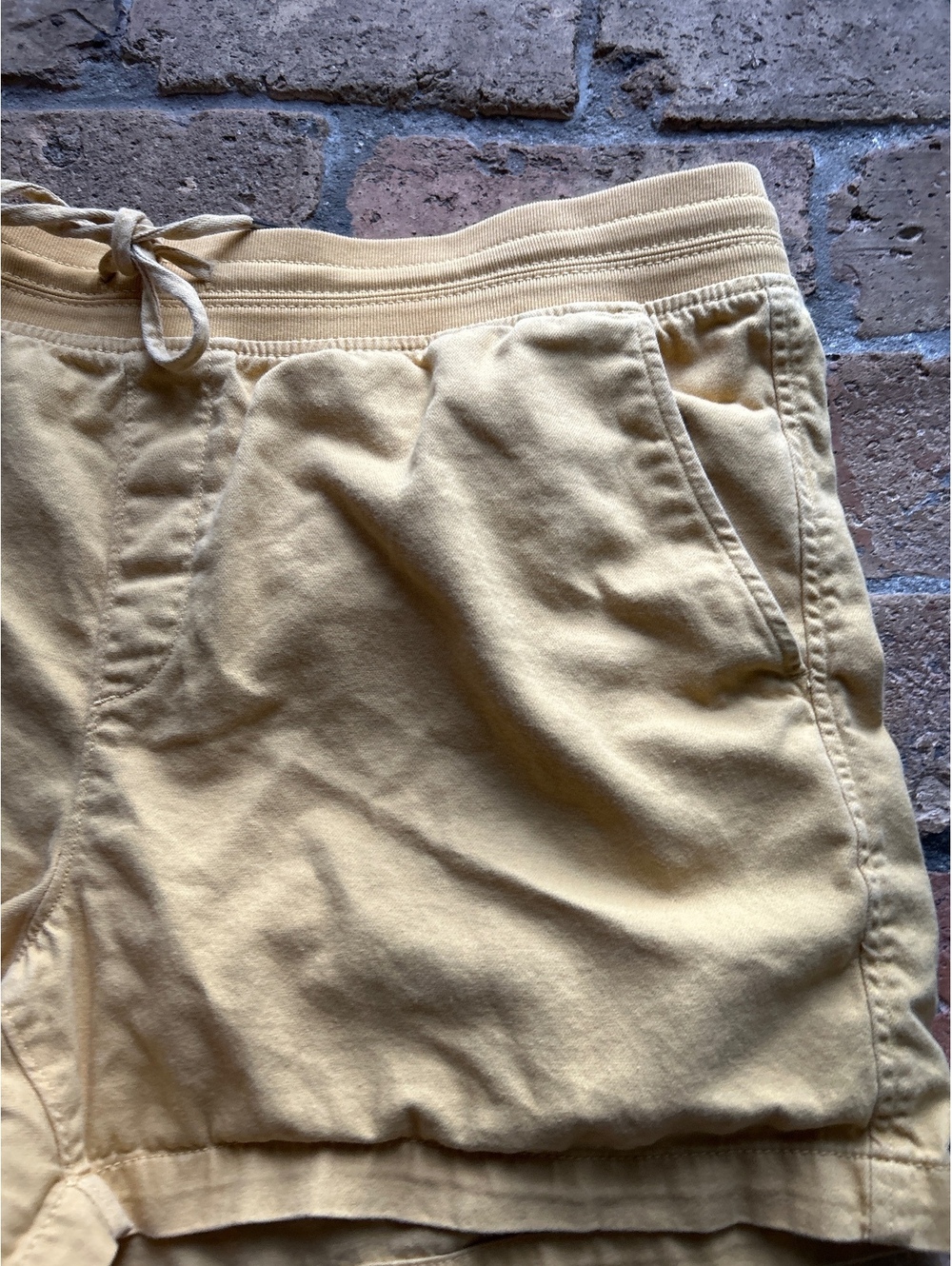 Orvis Yellow Sweat Shorts XXL